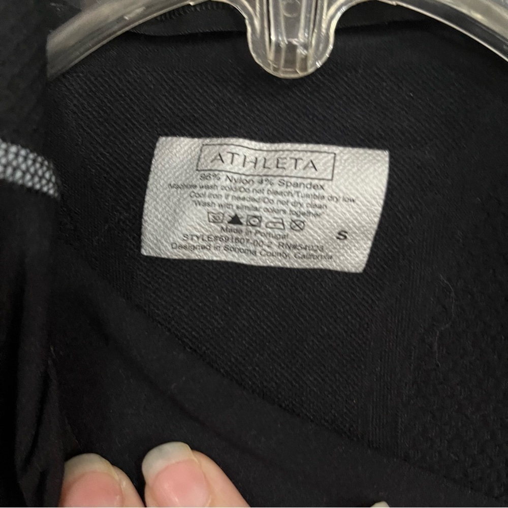Athleta Finish Fast Asymmetrical Half Zip Pullover Size S - Picture 8 of 11